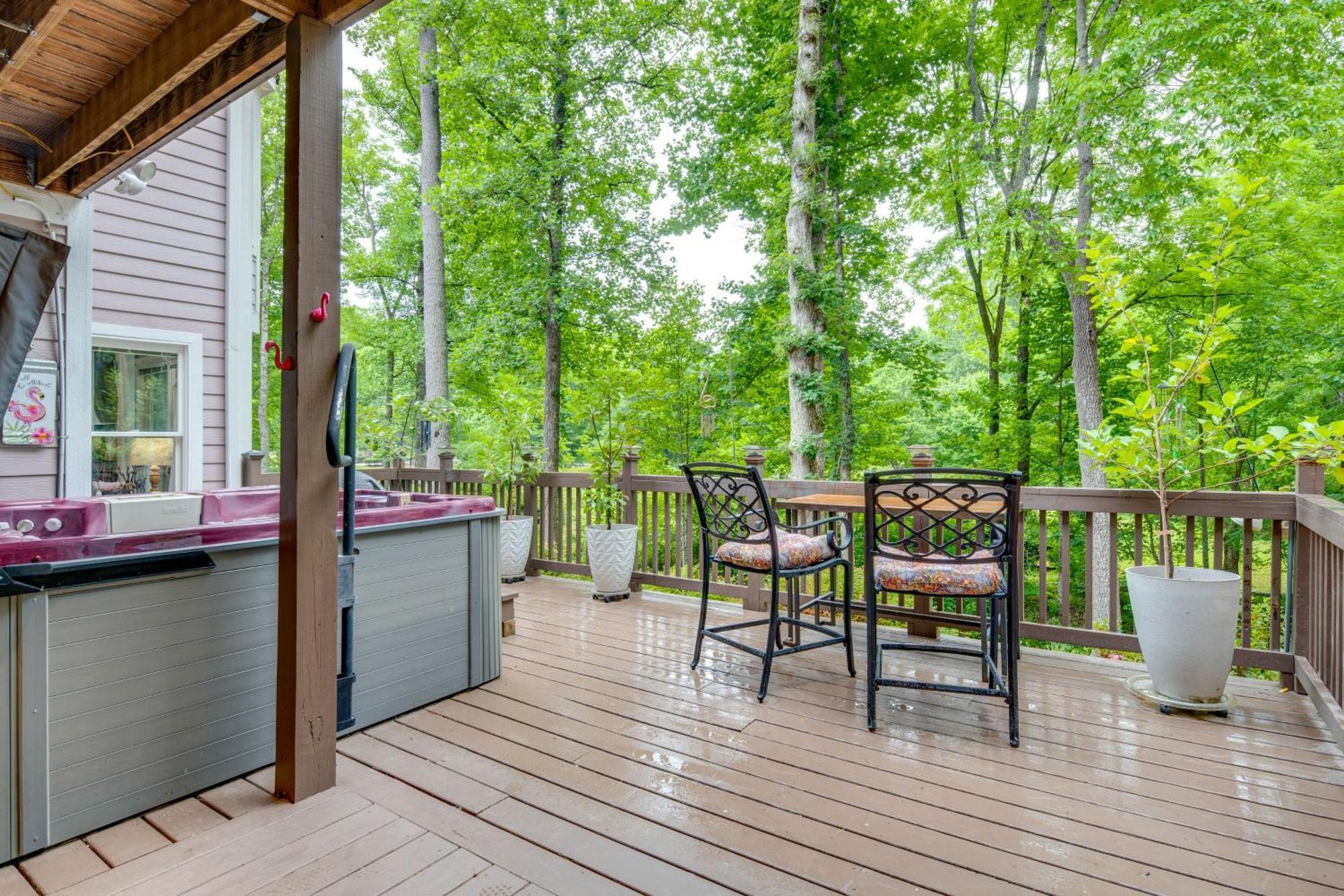 Creekside Hendersonville Haven Hot Tub And Fire Pit Exterior photo
